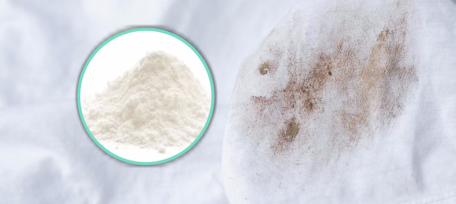 Utiliza un removedor de manchas antes de lavar la ropa oscura en la lavadora