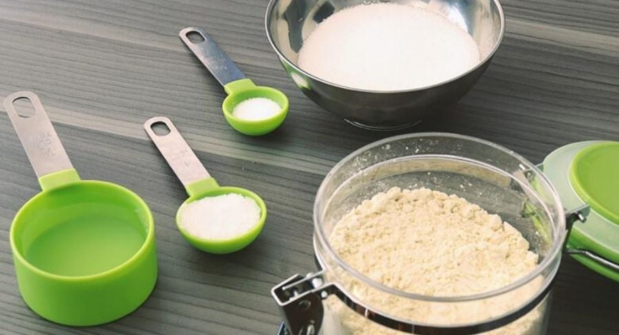 ingredientes sobre la mesa