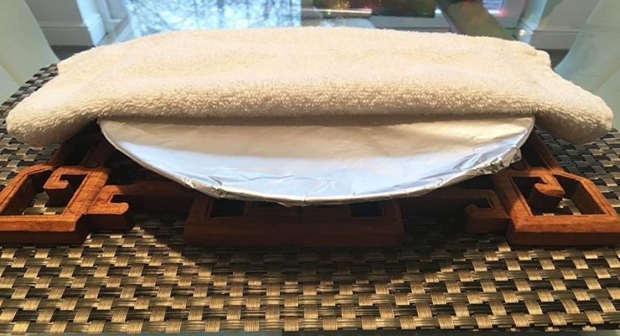 Envuelve en papel aluminio y pon una toalla encima