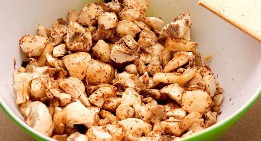 pollo vegano en plato