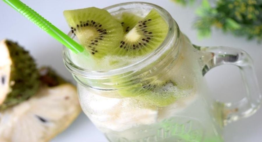 bebida refrescante kiwi