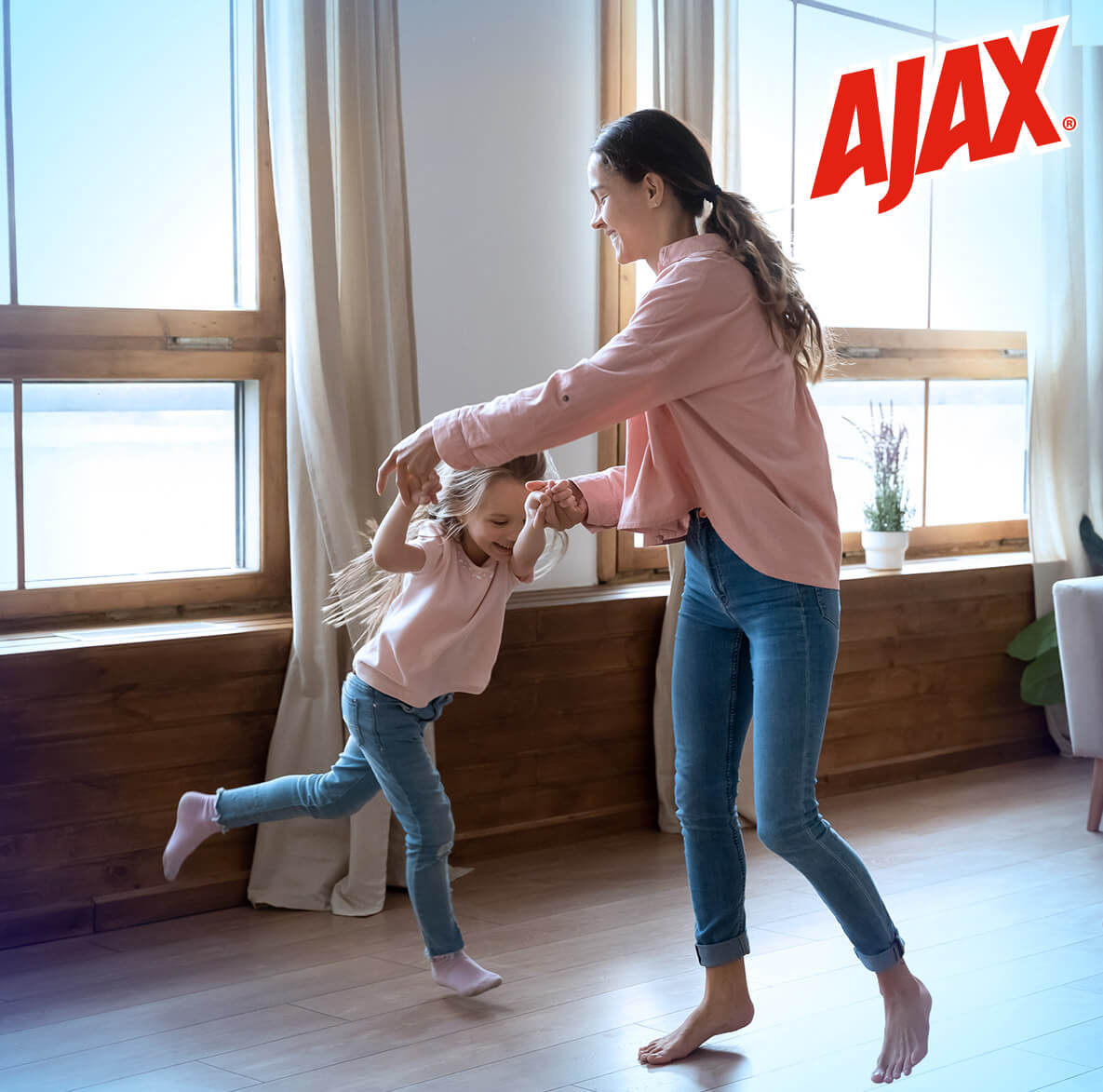 Elimina malos olores en superficies. Limpieza profunda y brillo. Ilumina tus pisos, sin residuos y sin necesidad de enjuagar