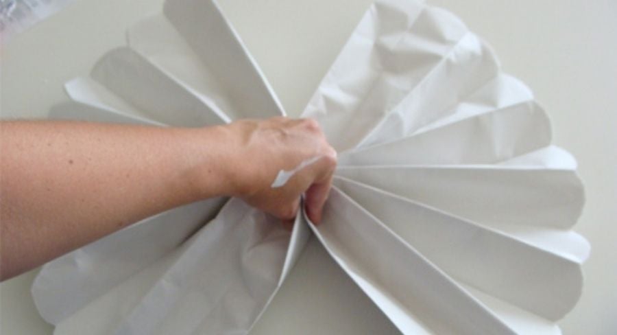 Crea pompones decorativos