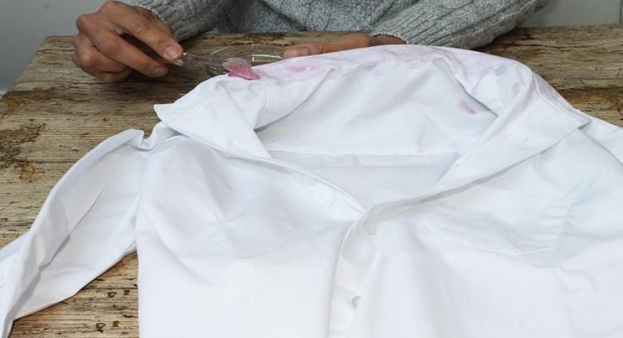 Proceso para blanquear y despercudir el cuello de las camisas 1