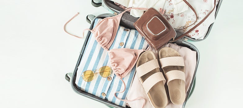 Cómo doblar la ropa para ahorrar espacio