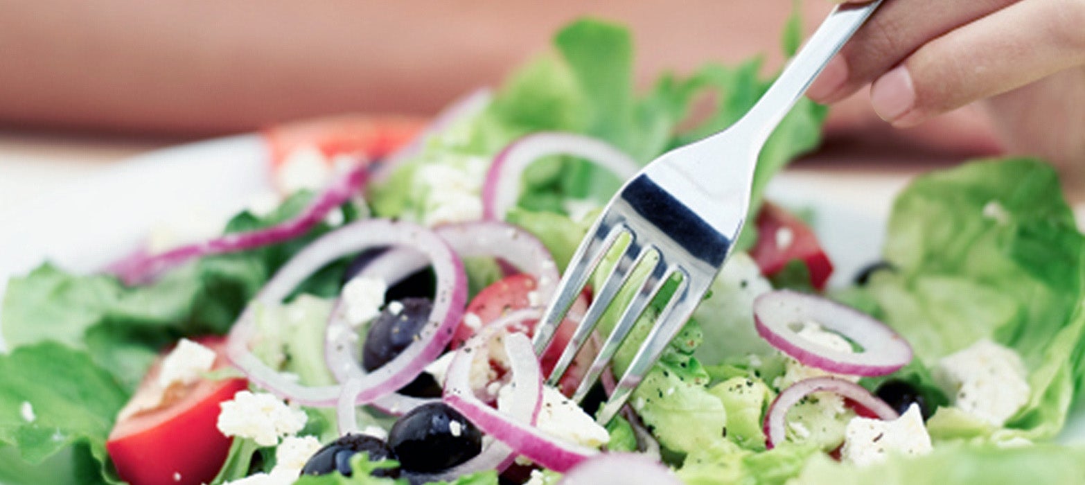 Cómo limpiar los cubiertos de acero inoxidable