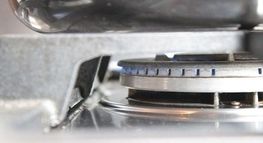 Prende la llama baja