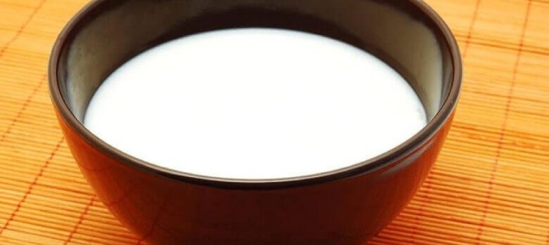 Recipiente con leche