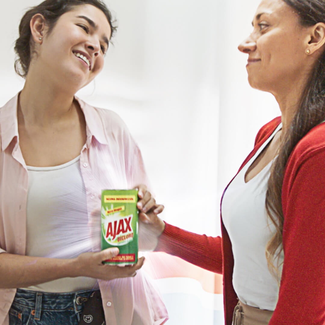 Protege a tu familia con su fórmula que te ayudará a mantener tu hogar limpio y libre de gérmenes