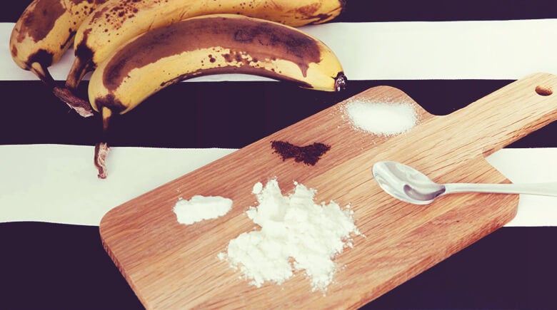 ingredientes sobre tabla de madera