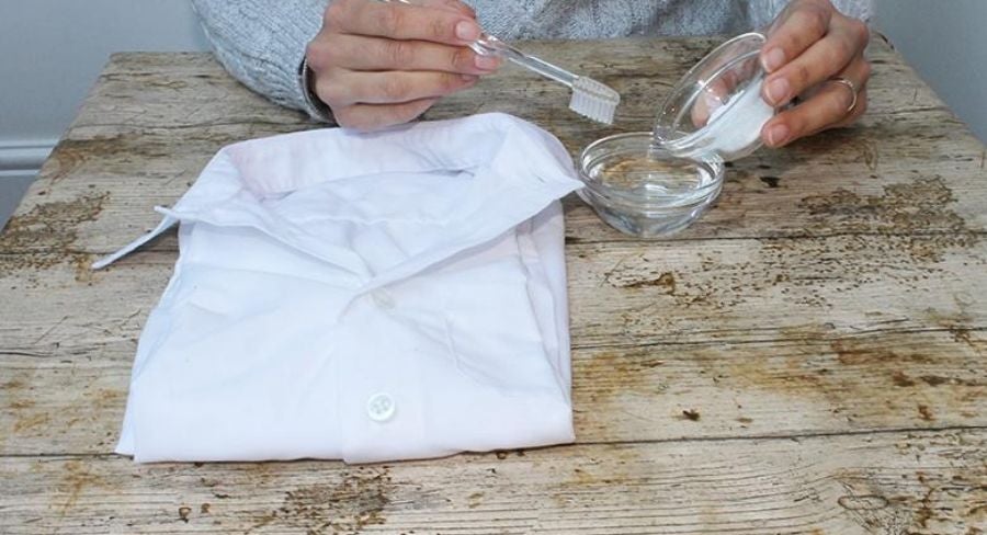 Proceso para blanquear y despercudir el cuello de las camisas 6