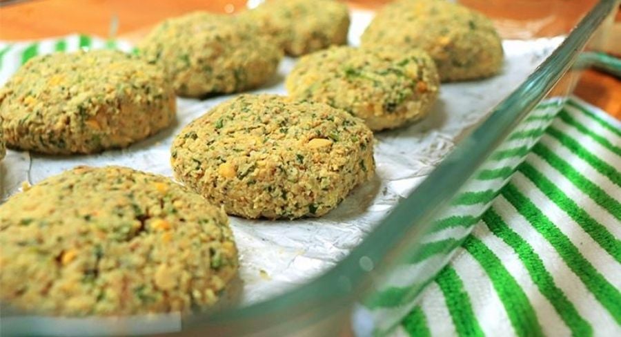 croquetas de falafel en molde