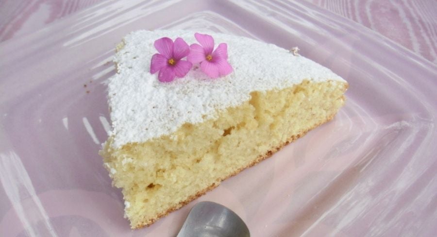 Cómo hacer una torta dorada y esponjosa final